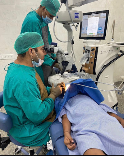 dr ram singh burdak MBBS MS OPHTHALMOLOGIST